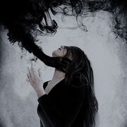 alice_kiss