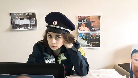 Выебал русскую милиционершу за деньги