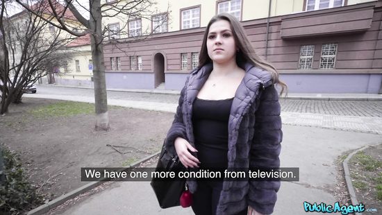 Пышка и бесплатно дала бы, но бабки лишними не бывают