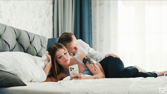 Убедить через прикосновение