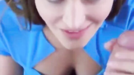 сплюнула и понеслась