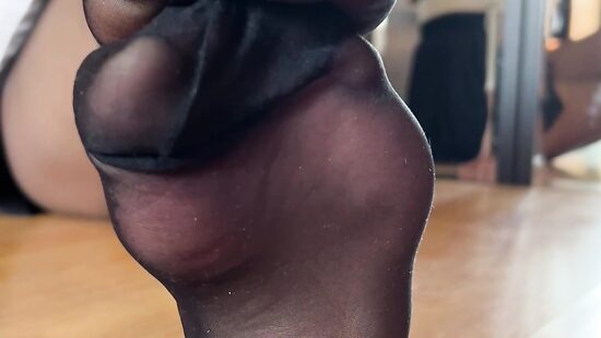 Nylon feet